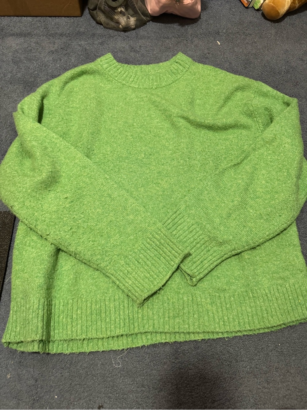 American Eagle Outfitters Green Crewneck Sweater